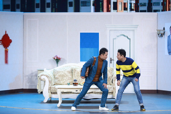 《欢乐喜剧人》迎总决赛上半场 贾冰玩穿越张云雷相声剧首秀