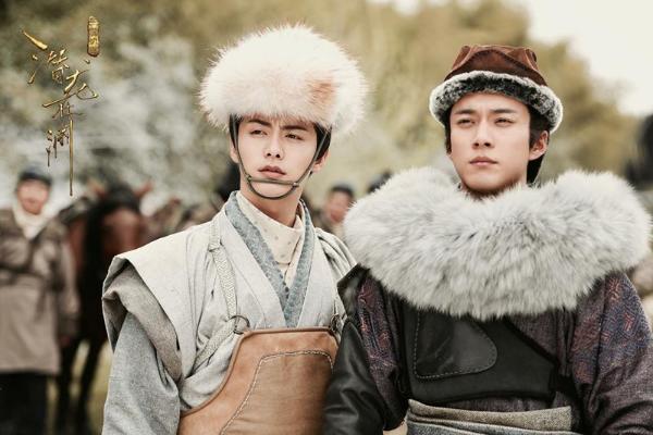 《三国机密之潜龙在渊》今晚开播 马天宇被韩东君万茜簇拥显王者之气