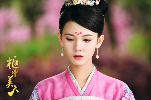 陈瑶《柜中美人》惊喜不断 萝莉脸御姐身开启美颜暴击