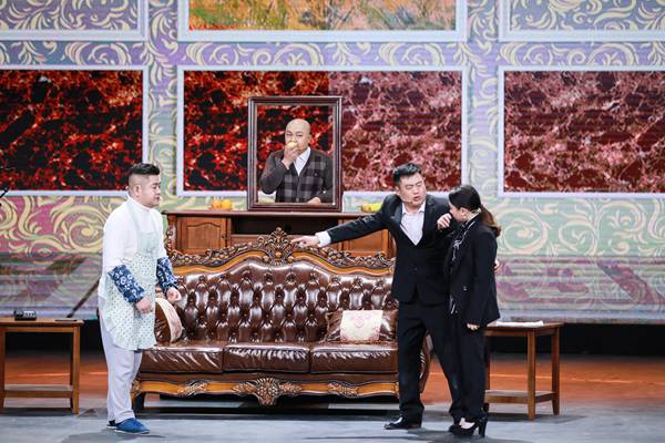 《欢乐喜剧人》“终极魔王”大潘、佳佳来战 张云雷重伤后涅槃