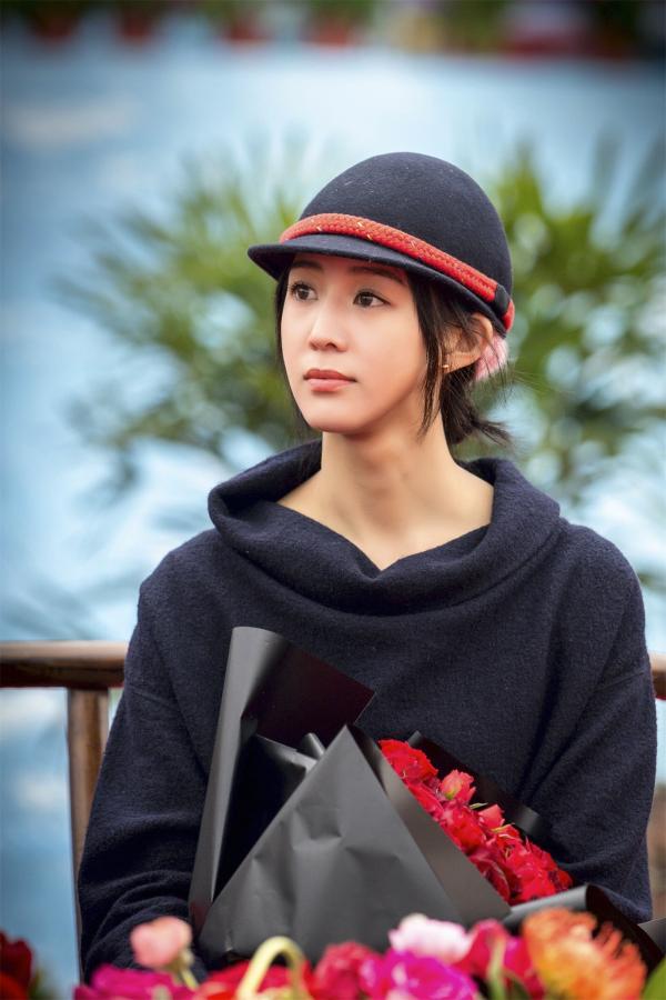 张钧甯《长河落日》见面会 实力宠粉贴心送祝福