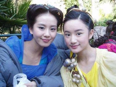 胡歌郭晓婷同框引《仙剑3》回忆杀 花楹漂亮景天沉稳