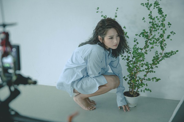 何洁《给陌生女孩的歌》MV将发 用歌声温暖人心