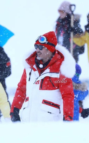 ܰɡ·͸ع 㲨¹̫ͬ