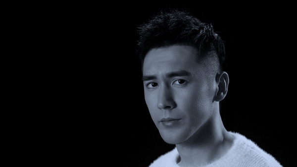 《谁》：高大上的张伦硕，唱歌却是小而美