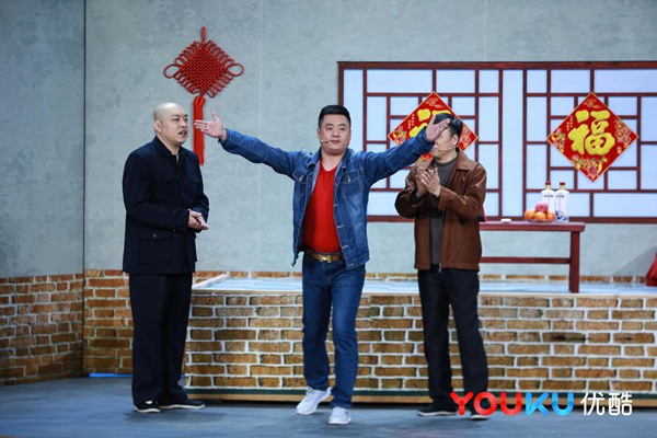 郭德纲、程野欠债引发连环追债记 德云社张云雷初登场引关注