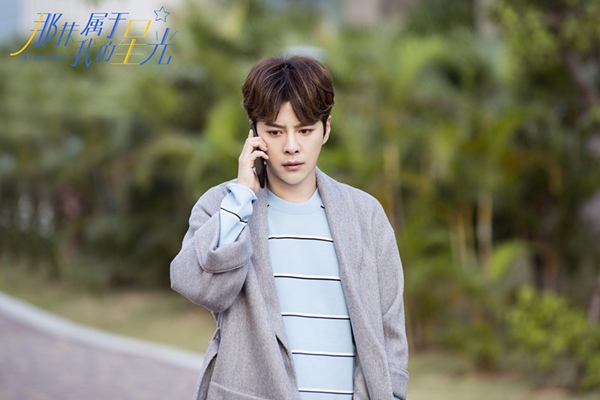 《那抹属于我的星光》发布“打call版”剧照，网友调侃：太写实