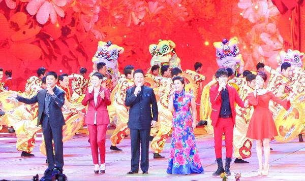 玖月奇迹元宵晚会献唱《看山看水看中国》 红红火火送祝福