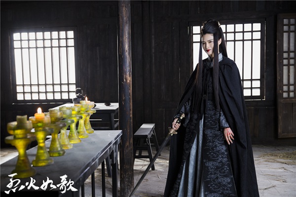 《烈火如歌》开播 周渝民迪丽热巴领衔绝美燃情江湖奇恋