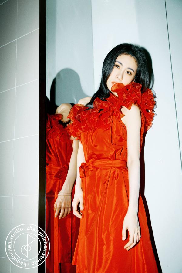 张碧晨新歌《极》即将上线 爱就是爱，竭尽全力