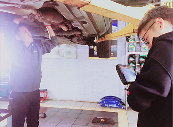 崔忠华新单MV拍摄忆恋爱往事 求婚必点!