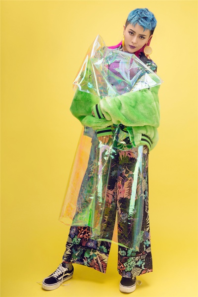 Swaggie杨舒涵兴奋齐玩Funk元素 气场强台风正燃炸现场