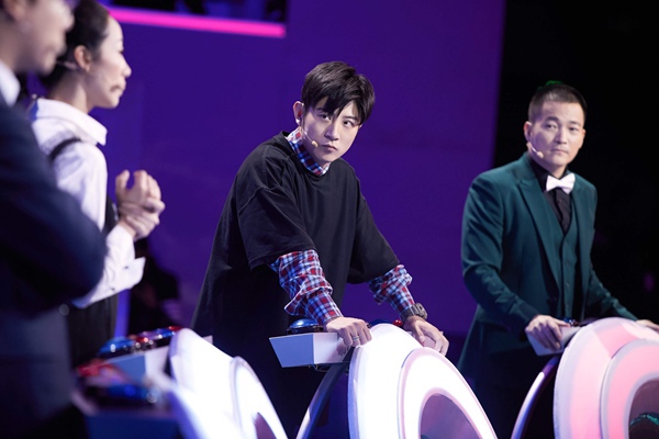 高晓攀《奇迹时刻》成热血谋士 展最强大脑魅力