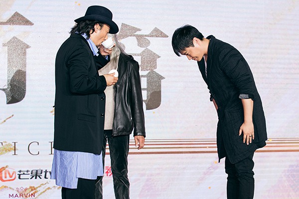 赵立新《远大》立新思诚一杯热茶 莫问前程一定远大