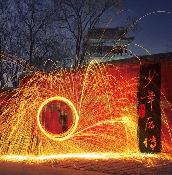 杨晨新专辑《少年后传》回归传统重金属