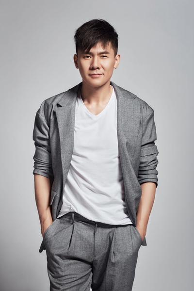 新笑傲江湖开播 姜浩严版刘正风再谱江湖