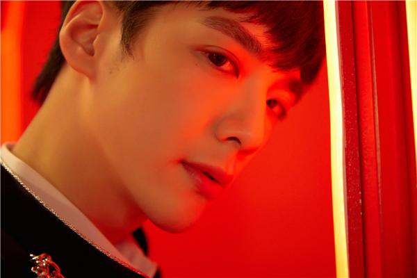 D七少年团出道EP《Red Alert》即将发布 同名MV预告片席卷红色风暴