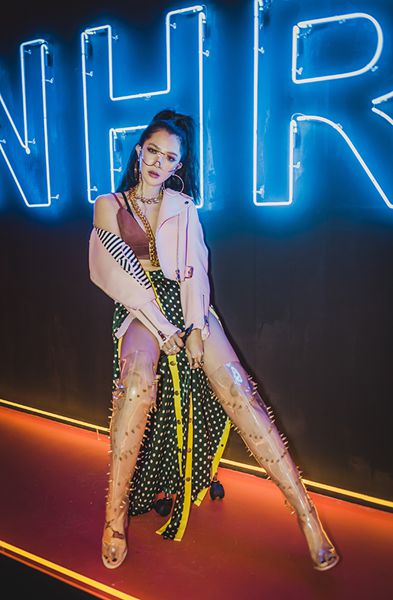 艾菲新歌《COMBO》空降权威榜单 上线当日占据新歌榜第三名