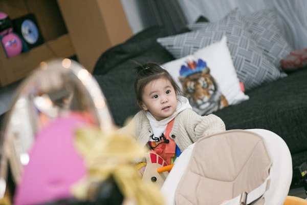 贾静雯上《妈超3》挑战“一带二” 咘咘波妞同框首秀