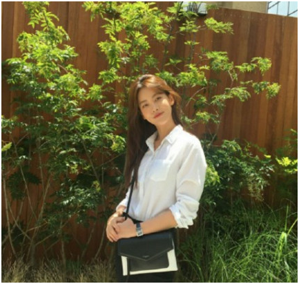 “完美男友”金汎和《花游记》女主两人花样狗粮