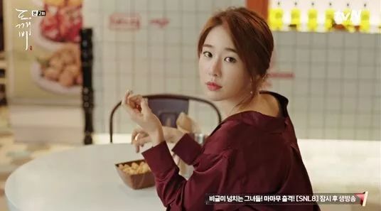 豆瓣评分8.6，万年女配熬成唯一女主！