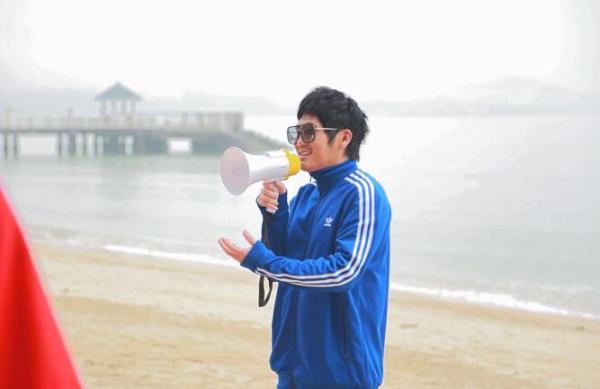 电影《第二声轨》开机 曹格化身落魄音乐少年