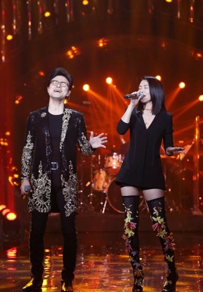 《歌手》决赛Jessie J上演完美live,华晨宇荣获QQ音乐最受欢迎金曲奖