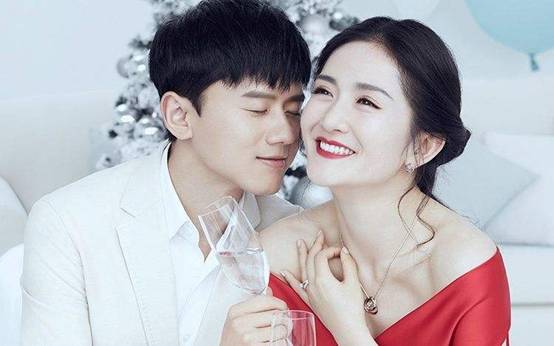 谢娜复出公布女儿名字 张杰写长信对谢娜宠爱有加