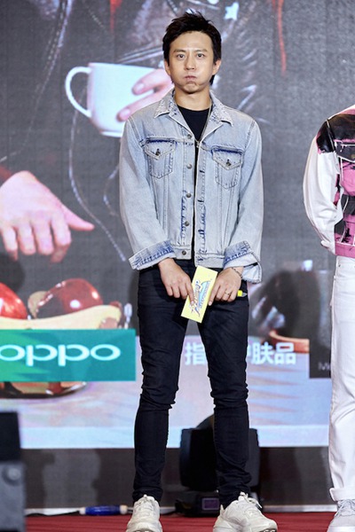 《奔跑吧》发布会邓超舞魂爆发 放飞自我大呼“不要停”