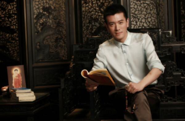 杨子黄圣依有钱还比我们拼,怪不得安迪没被宠坏