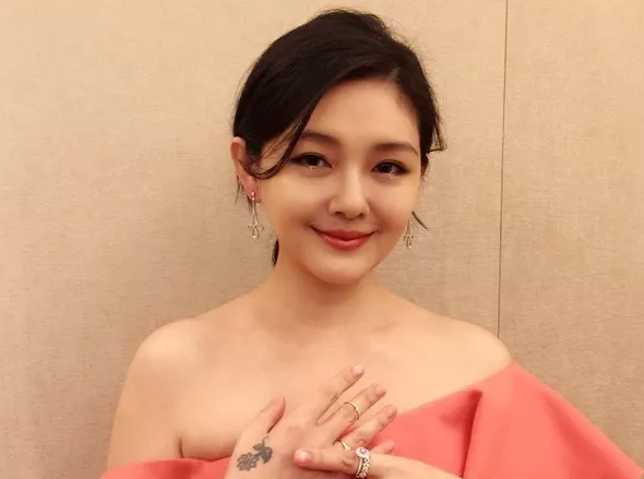 大S喜怀第三胎：才7周，担心41岁高龄身体吃不消