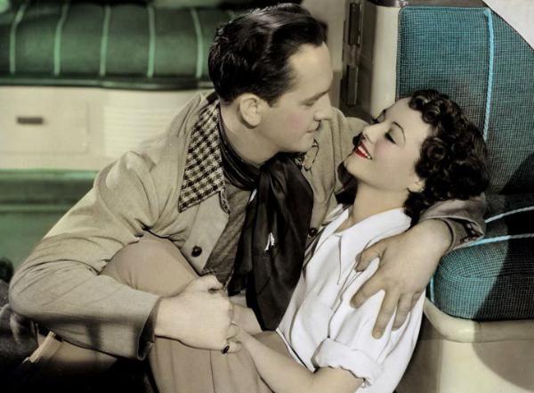 《一个明星的诞生》延迟至10月5日上映 布莱德利·库伯扶持Lady Gaga成大明星