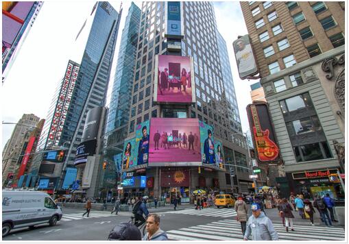 热拉爱豆登陆纽约时代广场引全球媒体关注 新女性APP强势来袭展新女性风采