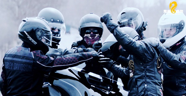 近期大热！黑龙《哥谣》强势打榜 大获成功