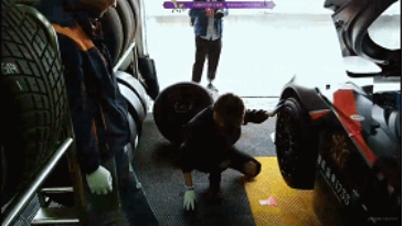 车王舒马赫夺冠座驾揭秘 90后中国车神亮相《极速天使》