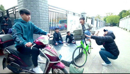 《流星花园》新花絮照曝光 沈月被吐槽土