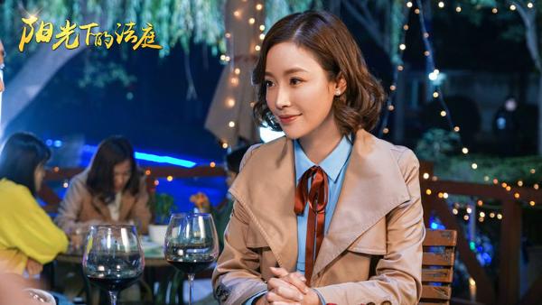 《阳光下的法庭》热播 瑛子刘之冰二度合作演父女