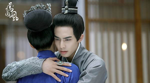 《凤囚凰》关晓彤楚玉：为爱勇敢的反套路女主