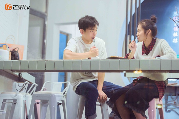 《真心大冒险》李东奇迹私服变态版阳男友力MAX 欧弟大赞黎明是暖男