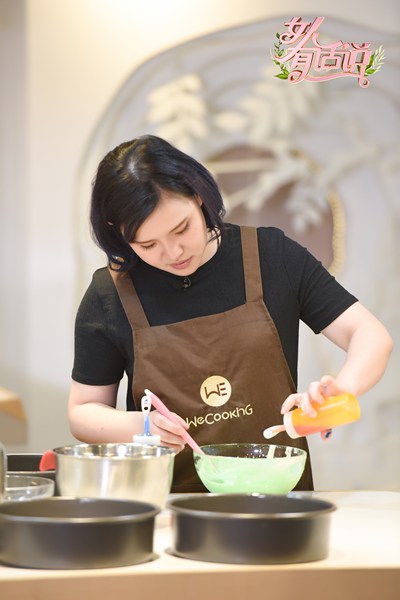 《女人有话说》谢依霖首曝老公讯息 胡可荣升“国民婆婆”