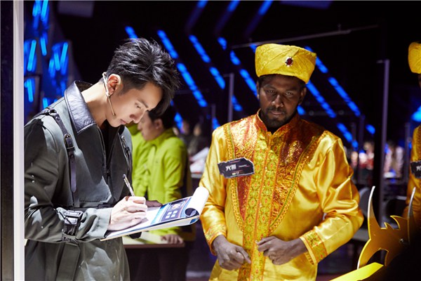 《这就是铁甲》战队集结完毕 吴尊收获奇兵“侠客”