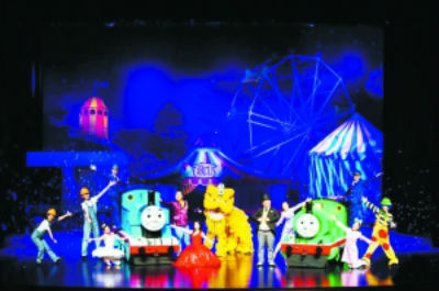 演出院团“五一”小长假忙转场