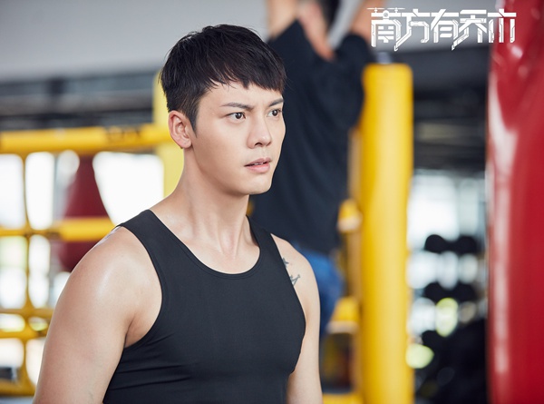 陈伟霆《南方有乔木》暖心收官 观众：不想和时樾哥哥说再见