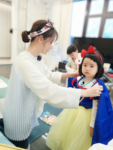 《妈超3》双子cp撒糖 邓莎成“最搞笑”毒王后