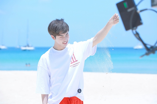 麦锐MR-X少年全新出发 《U&I》MV普吉岛限定时光