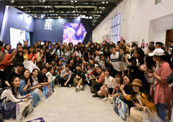 周边售罄、万人应援,强号召力+高人气《灵契》席卷五城漫展