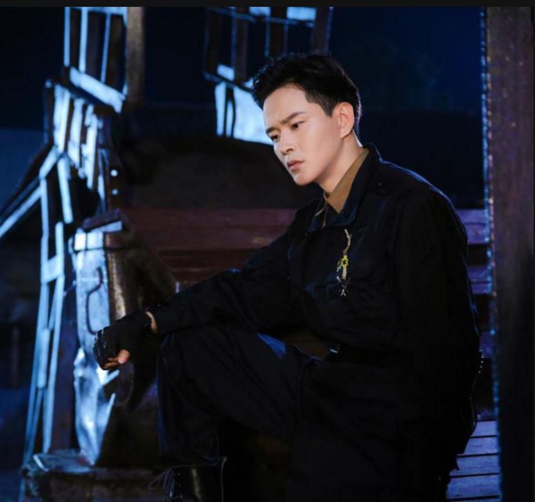 听风城草木皆兵 黄宥明调虎离山唱《征服》