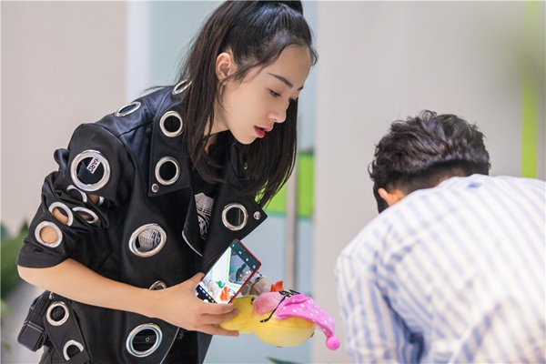 被吓到的一百种反应 马思纯《我是大侦探》上演尖叫N重奏