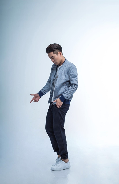 陆耀靖《抖抖Show》首发 华丽制作班底强势助力