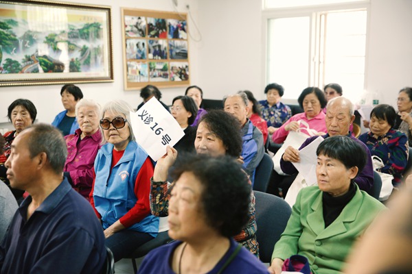 湖南卫视《生机无限》社区行温暖开启，节目真情引观众热泪